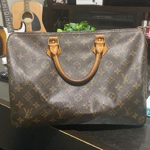 💯% Authentic Vintage Speedy 35 w/ Authenticity Cert 💕